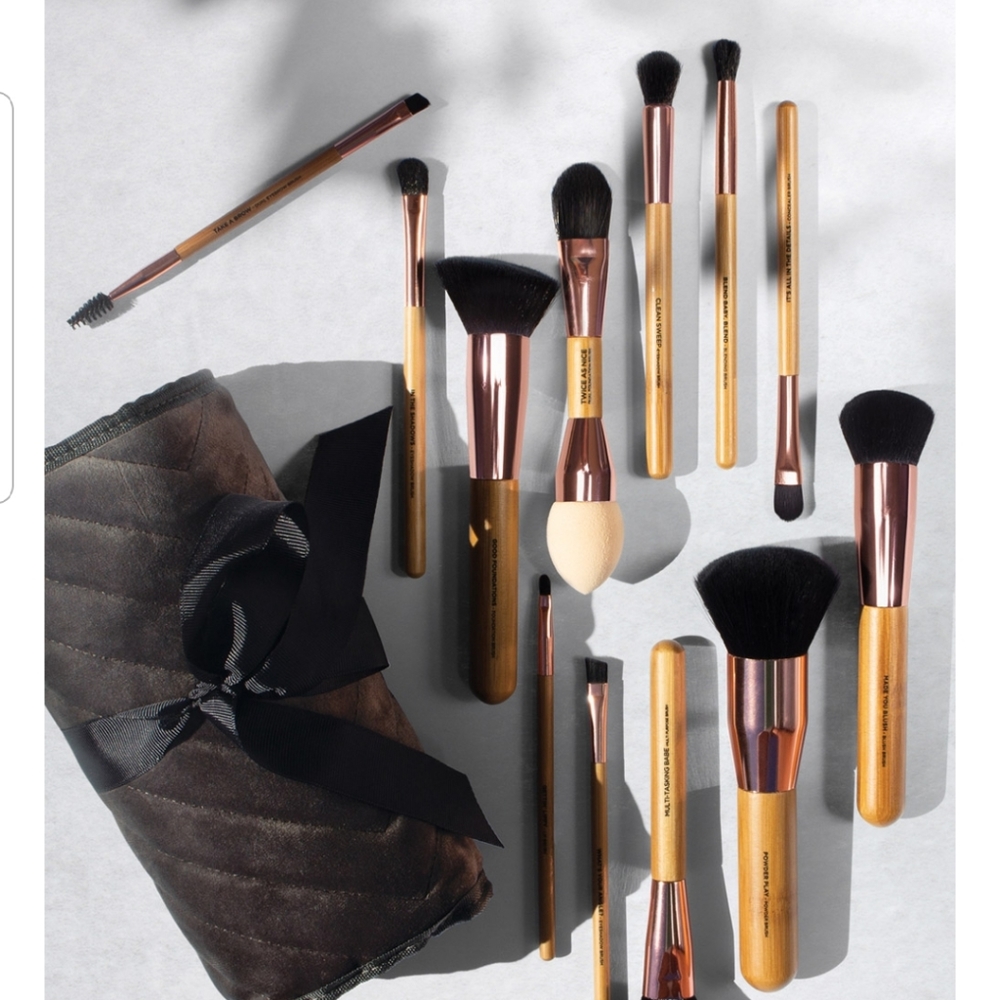 The Organic Skin Company | Makeup Brush Set